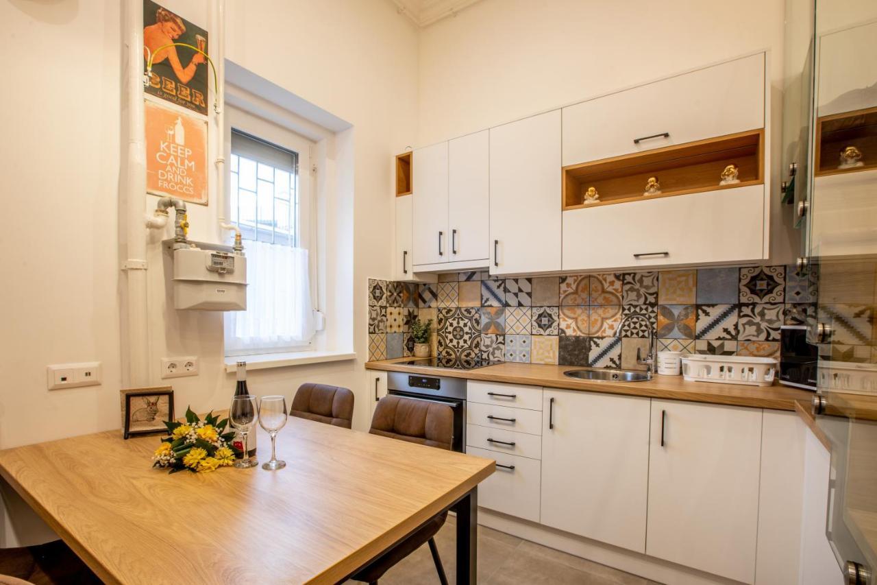 Borkapartman Segedín Exteriér fotografie